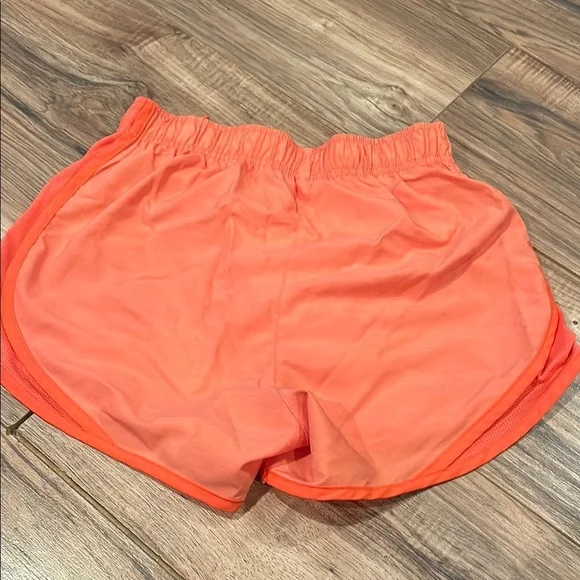 Nike Women's Coral Athletic Shorts - Picture 3 of 3